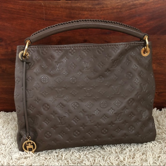 Louis Vuitton, Bags, Louis Vuitton Empreinte Leather Artsy Mm Hobo Ombre